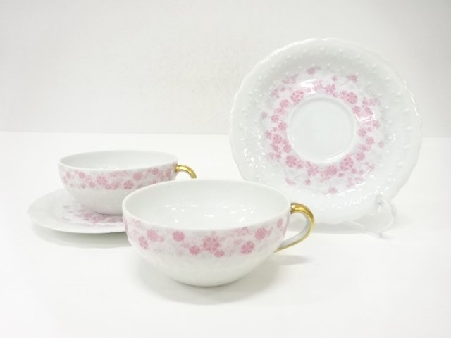 Pottery & Ceramics